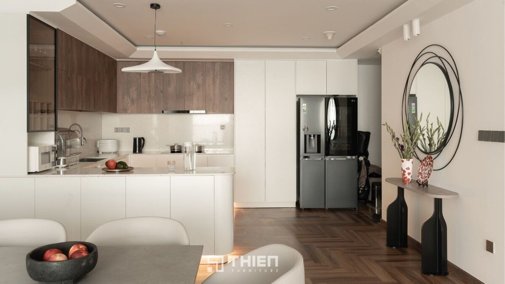 tủ bếp chữ U cho nhà phố