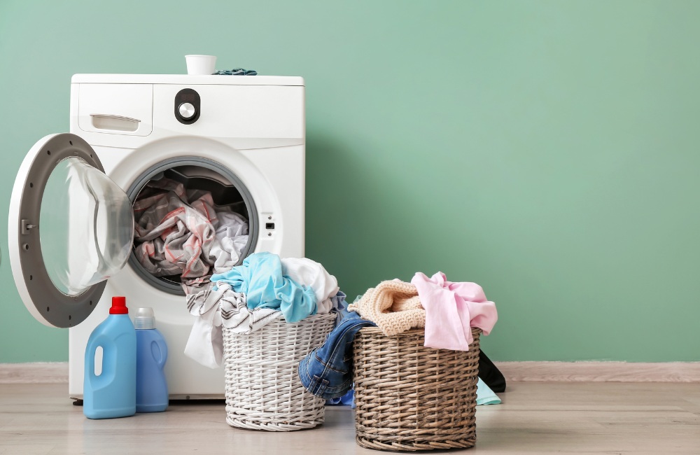 máy giặt cửa trước cần được vệ sinh