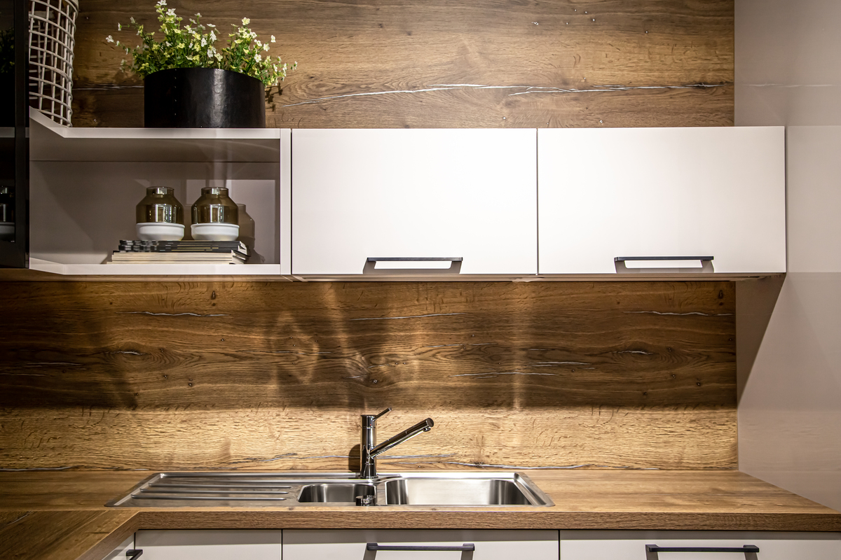 Sự khác biệt giữa gỗ Plywood và gỗ tự nhiên