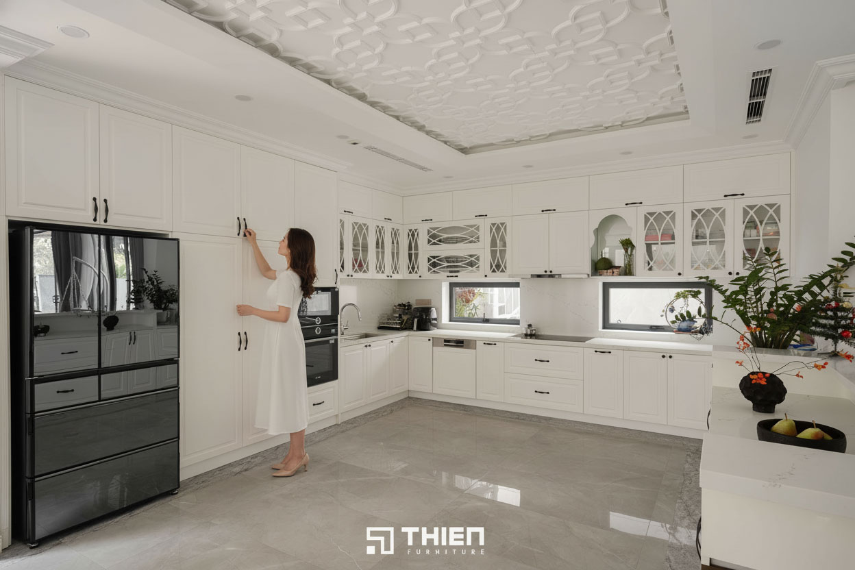 tủ bếp chữ u biệt thự