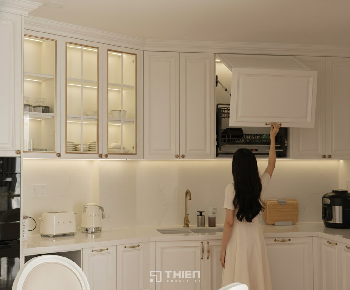 tủ bếp chữ U cho nhà phố