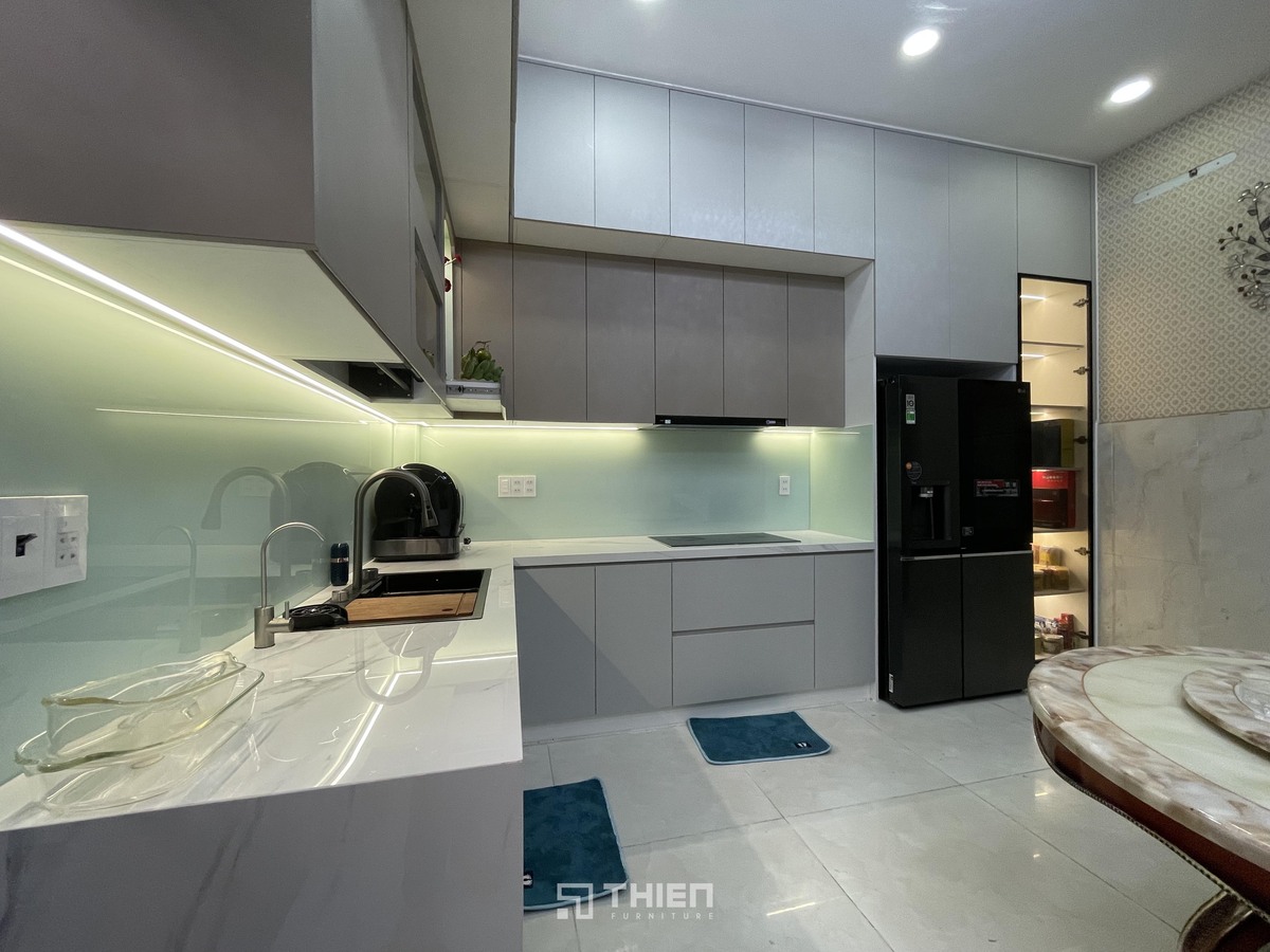 thiết kế đường điện nước cho tủ bếp