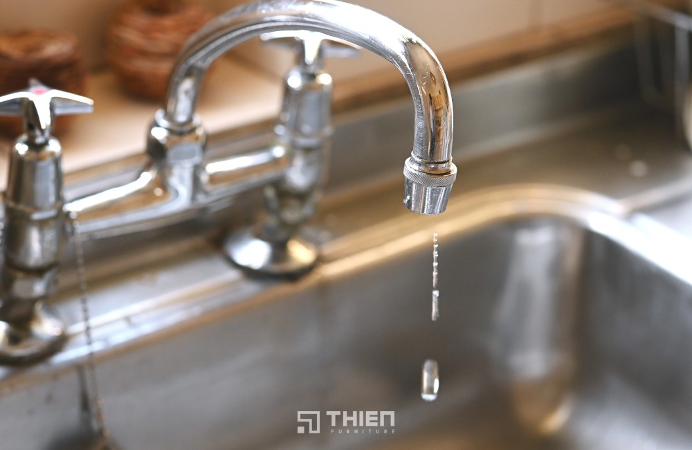 Nguyên nhân vòi nước rửa chén bị rỉ nước