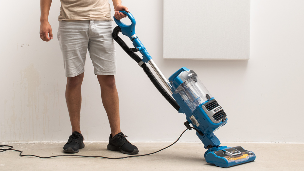 Kinh nghiệm chọn máy hút bụi thông minh ít người biết