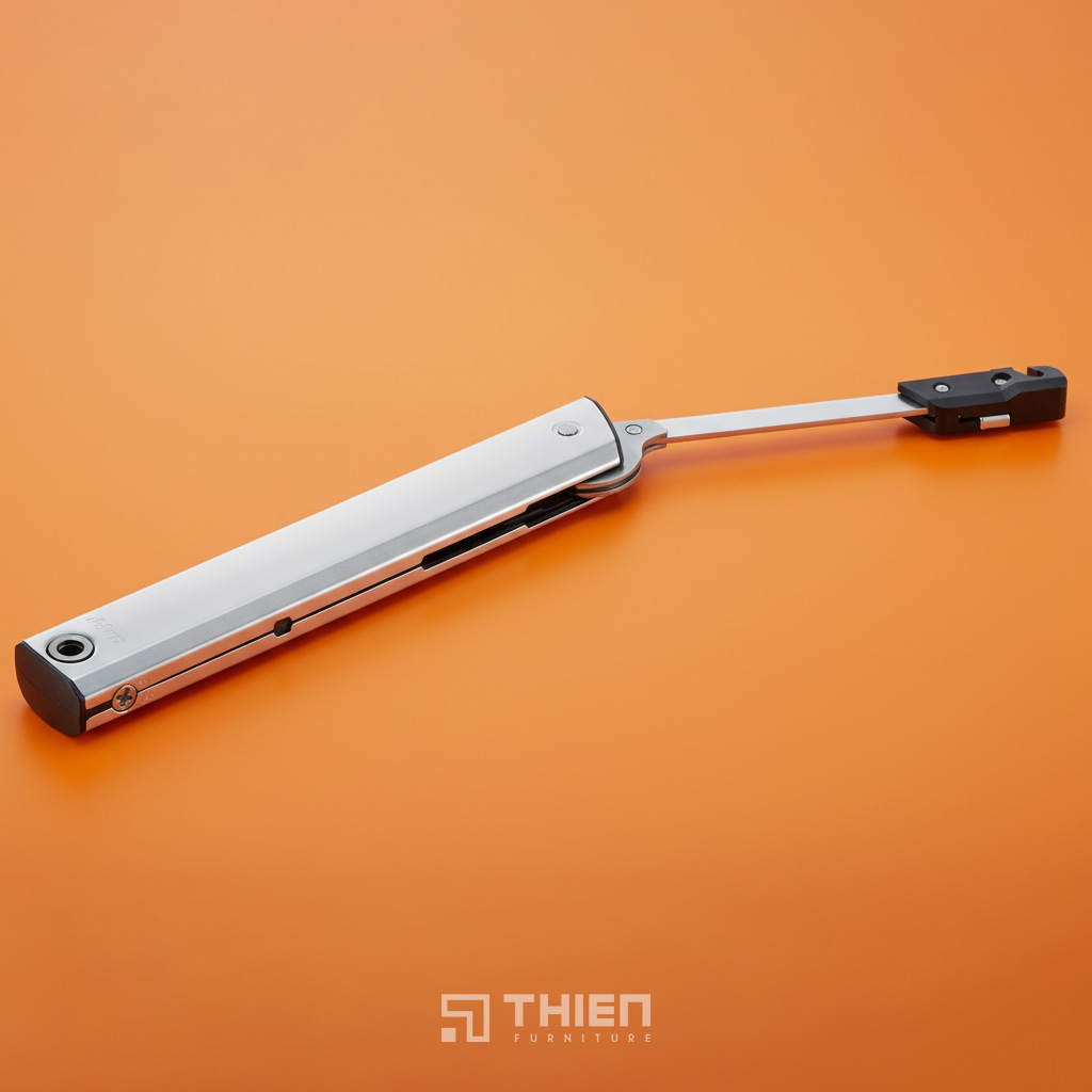 tay nâng cánh tủ blum