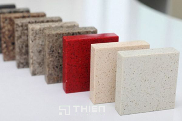 Bàn đá Vicostone có cấu tạo gồm 3 thành phần chính