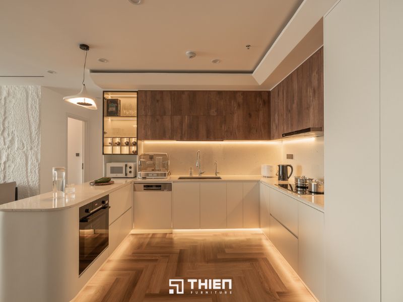 Ưu điểm ốp tường bếp bằng kính