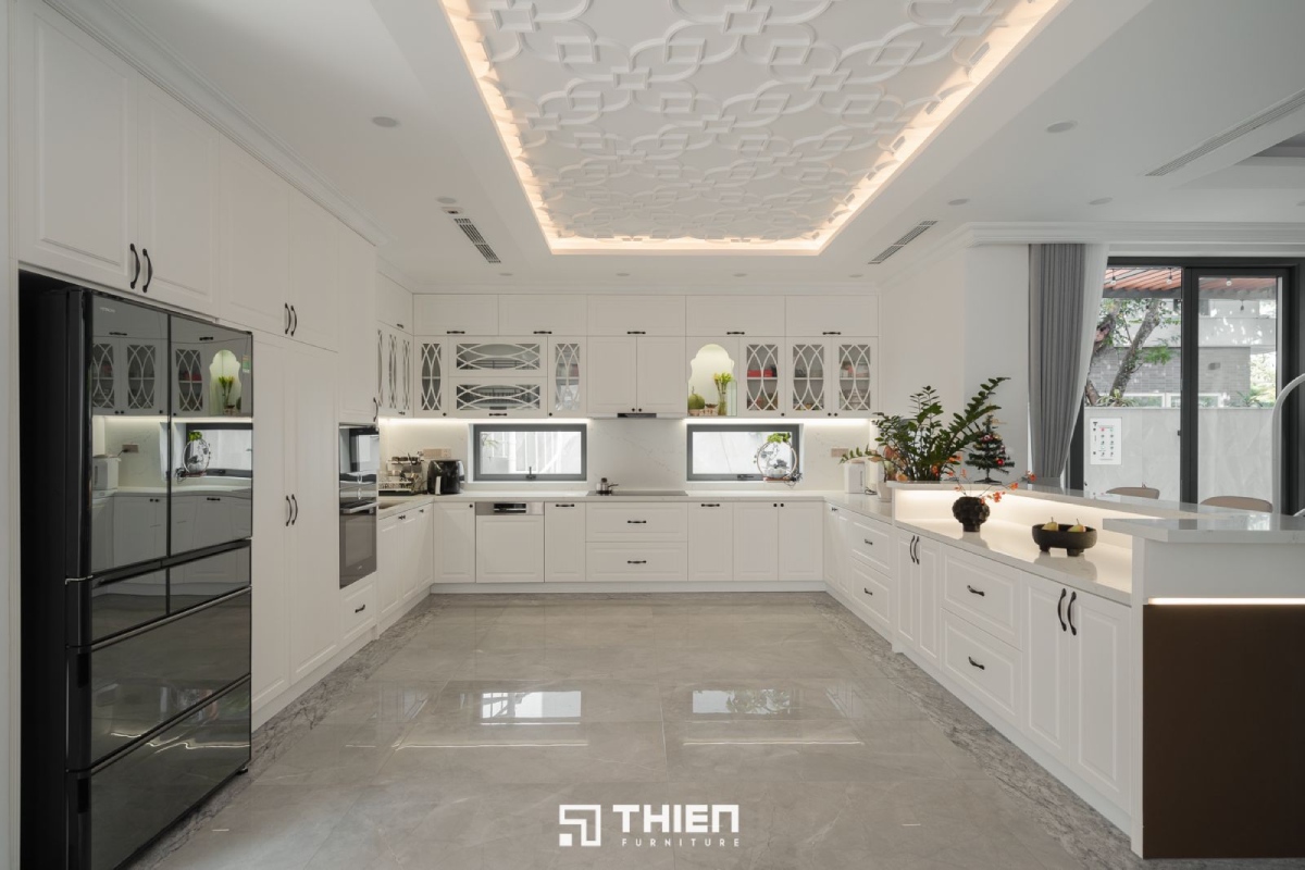 Tủ bếp Thiên chuyên thi công tủ bếp biệt thự