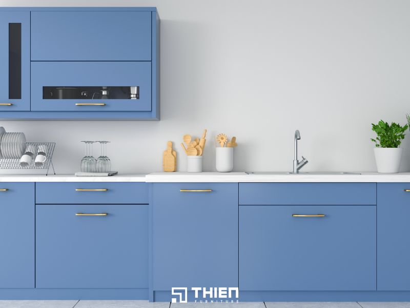 Tủ bếp mang phong cách hiện đại với tone màu xanh dương 
