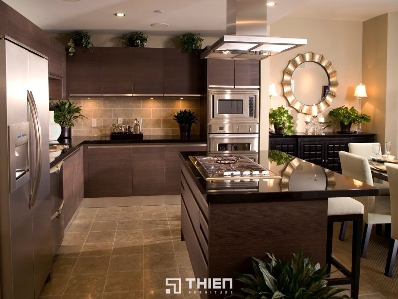 Mẫu tủ bếp thông minh âm tường kết hợp bàn đảo