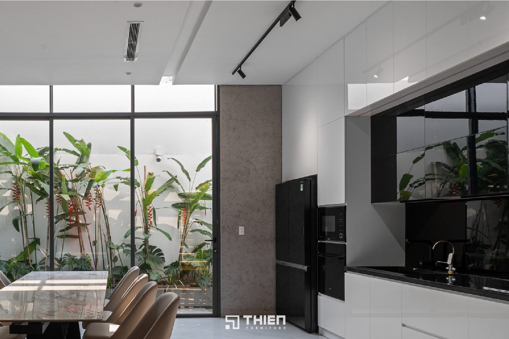 Tủ Bếp Chữ I Cánh Acrylic Sang Trọng - Nhà Phố Anh Vinh, Thủ Đức