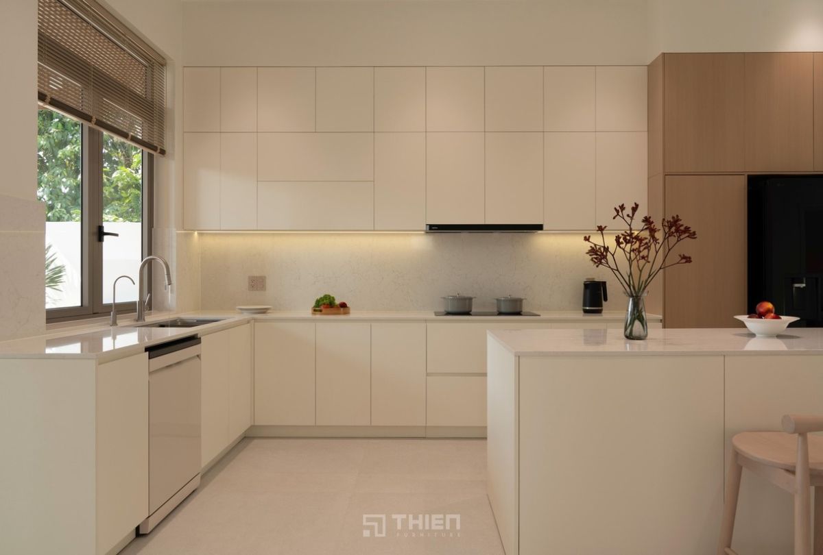 Bếp Mở Đẹp Nhẹ Nhàng Và Đầy Tiện Nghi - Nhà Phố Chị Tiên, Đồng Nai